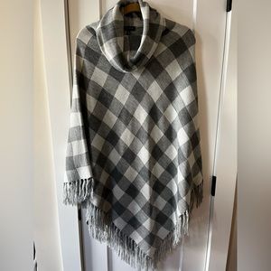 Loft poncho, grey/white plaid, excellent condition. Size S/M